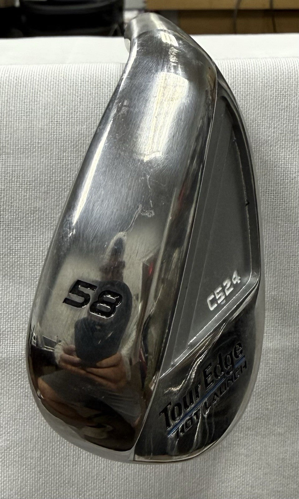 Brand New Tour Edge Hot Launch C524 VIBRCOR 58 Degree Wedge
