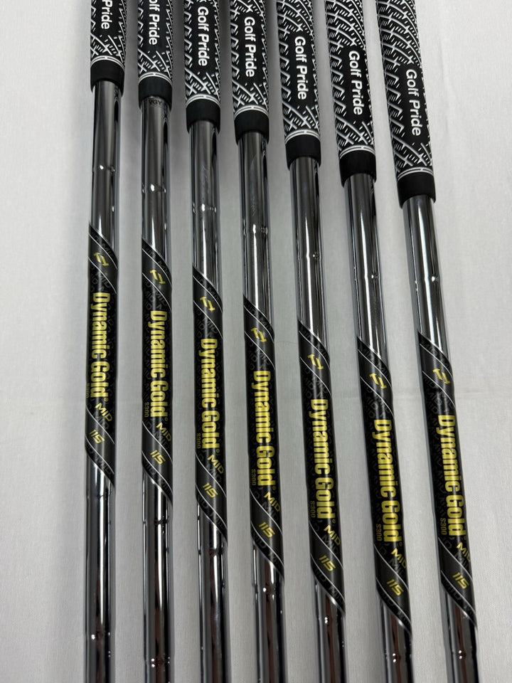 Brand New 2024 Wilson Staff Model Blades