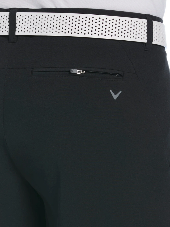 Mens 9" Swing Tech Short